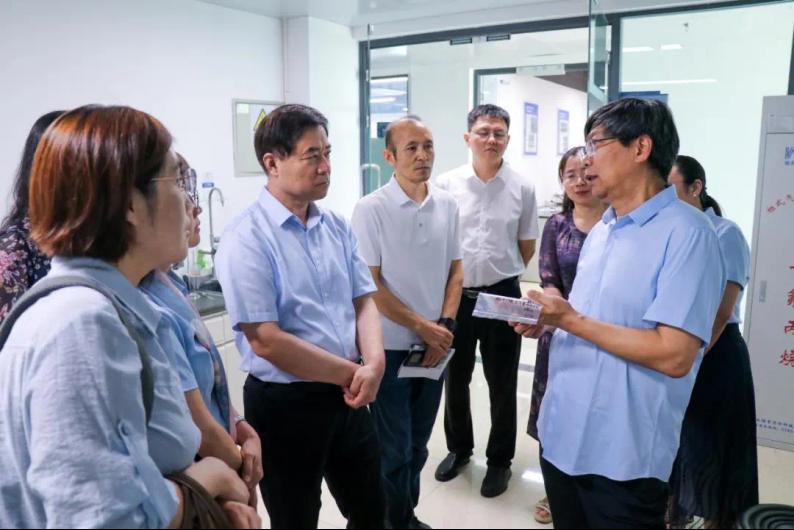 交流合作共提升，分享互鉴促发展——学校党委书记范桂君带队赴泰...